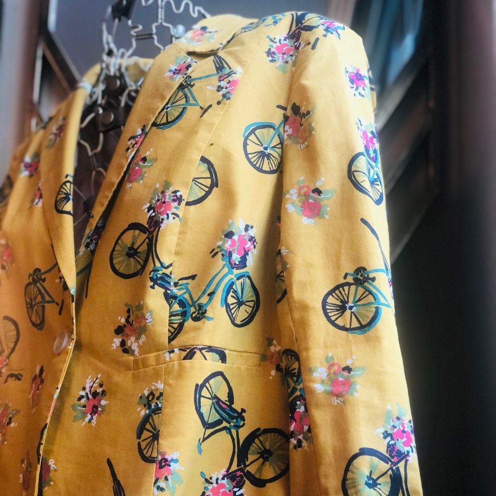 ModCloth cropped cotton bicycle print blazer